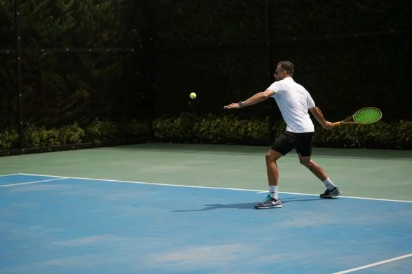 tennis backhand crosscourt rally
